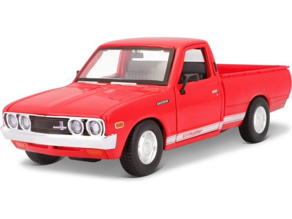 (MA-31522) Maisto Datsun 620 Pick-up 1973 1:24 (6)
