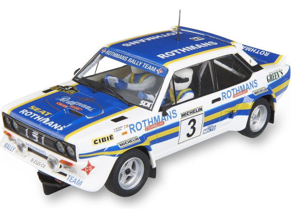 SCALEXTRIC Abarth 131 Talavera ’82 – Voiture Slot 1:32 – Classique De Course à Collectionner