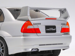 Tamiya Mitsubishi Lancer Evo V TT-02 (9)