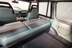 (HT-SU1803054) Kompletní interiér pro ABS karoserii Land Rover Discovery