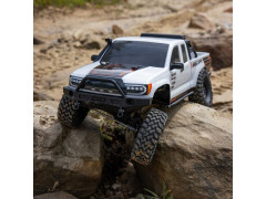 Axial SCX10 III Base Camp 4WD 1:10 RTR (bílý)