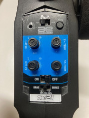 Element Enduro Trail Truck Zuul IFS2 RTR (modrý) (23)