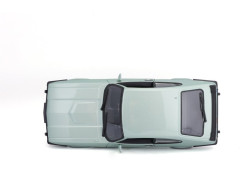 Bburago Plus Ford Capri 1982 1:24 světle zelená (7)